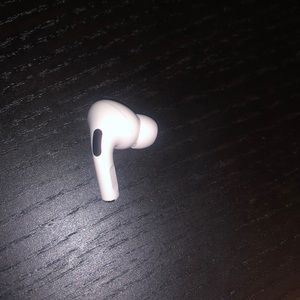 Apple AirPod Pro (RIGHT POD)
